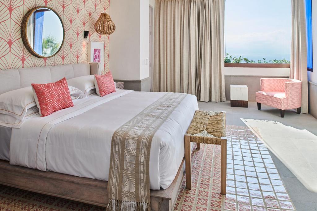 Сьюит (Улучшенный люкс с кроватью размера «king-size»), Patio Azul Hotelito Boutique Adults Only