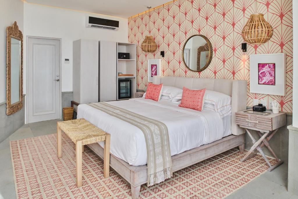 Сьюит (Улучшенный люкс с кроватью размера «king-size»), Patio Azul Hotelito Boutique Adults Only