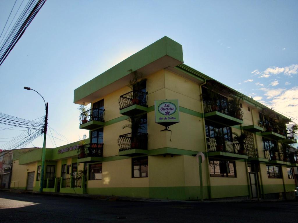 Hotel La Guaria Inn & Suites photo 2