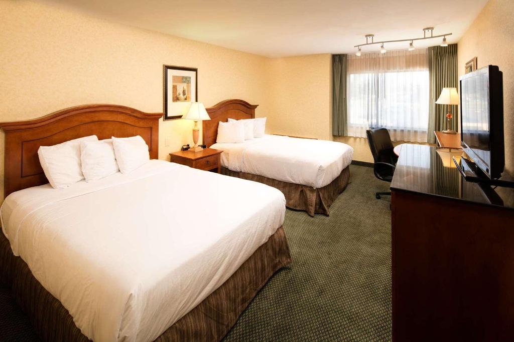 Red Lion Hotel Wenatchee City Center photo 3