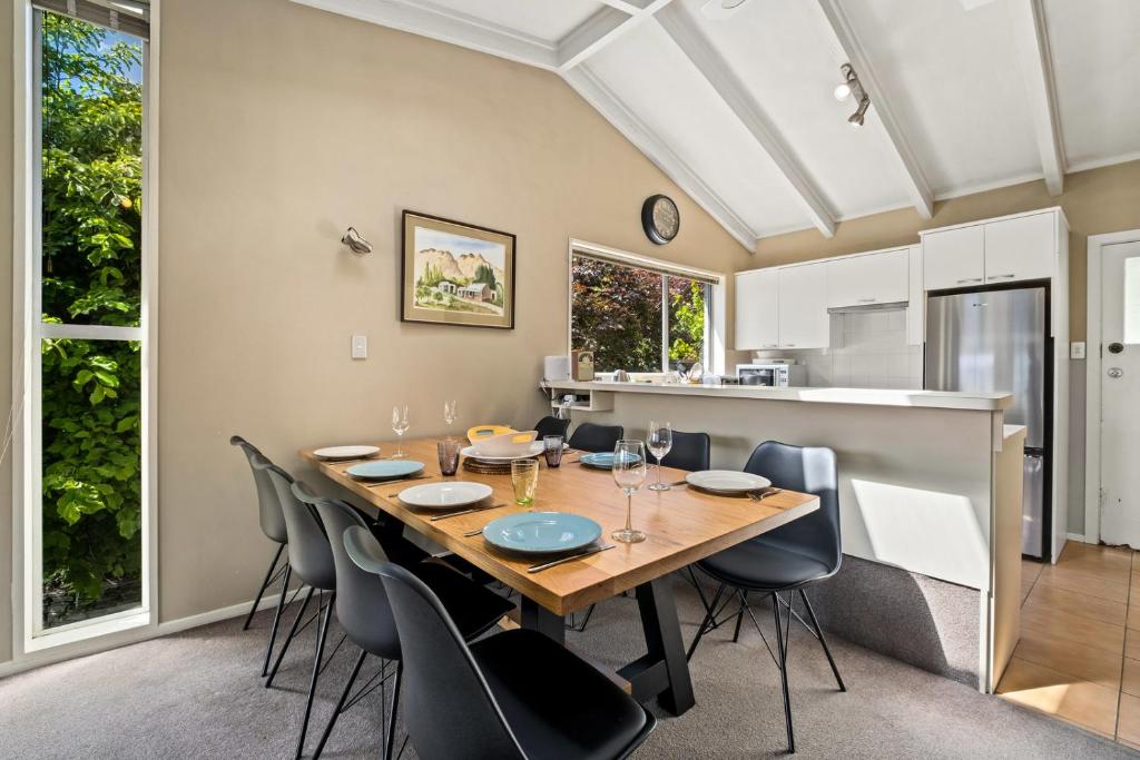 Taha Wai - Wanaka Holiday Home photo 4