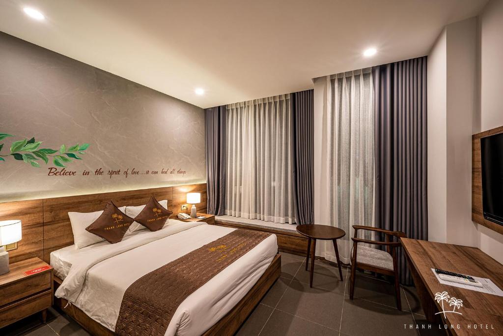 Khách sạn gần sân bay Thành Long Hotel