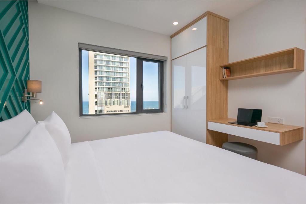 Студио (Номер-студио с видом на море), Dolphin Hotel and Apartment