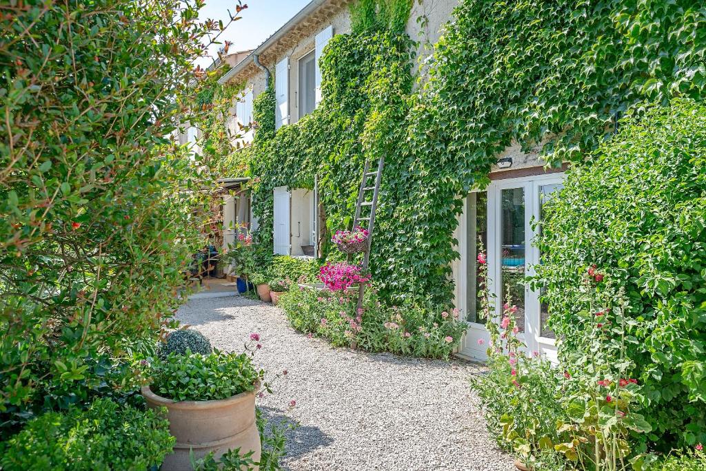 Chambres d'Hôtes et Gîtes Le Mas Mellou photo 2