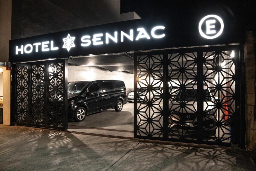 Sennac Hotel photo 1
