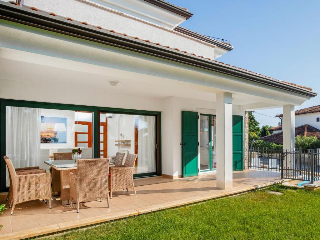 Holiday Home Villa Beach Front by Interhome photo 1