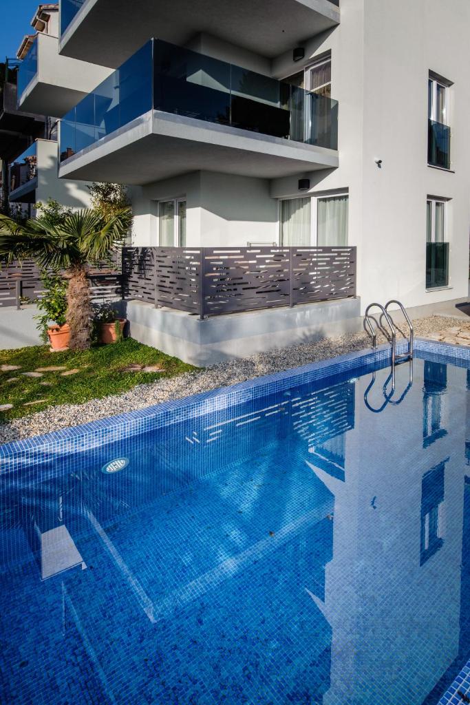 Boban Luxury Suites photo 3