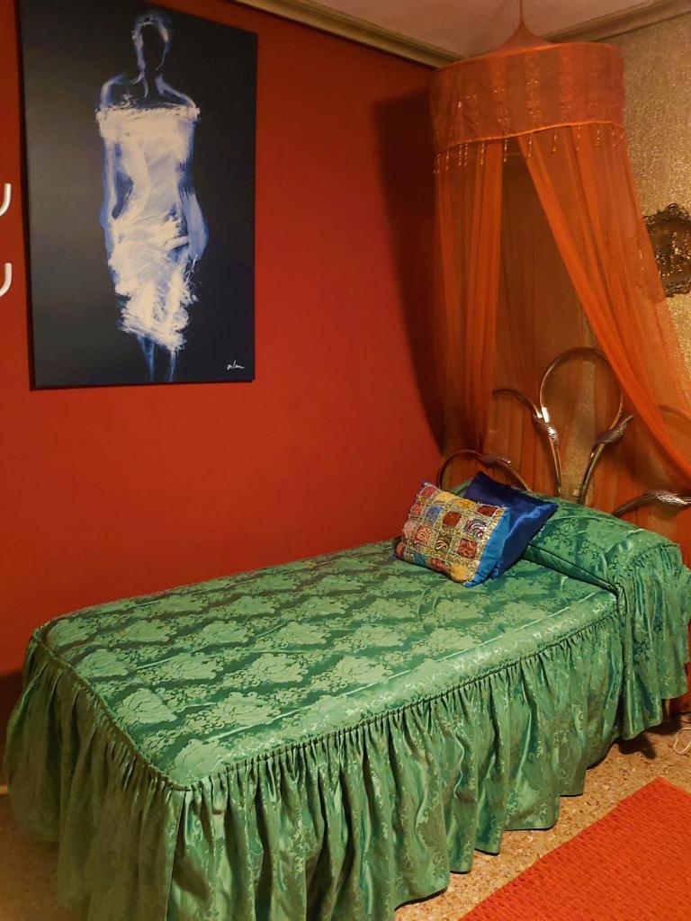 Alicante Room and gayfriendly photo 1
