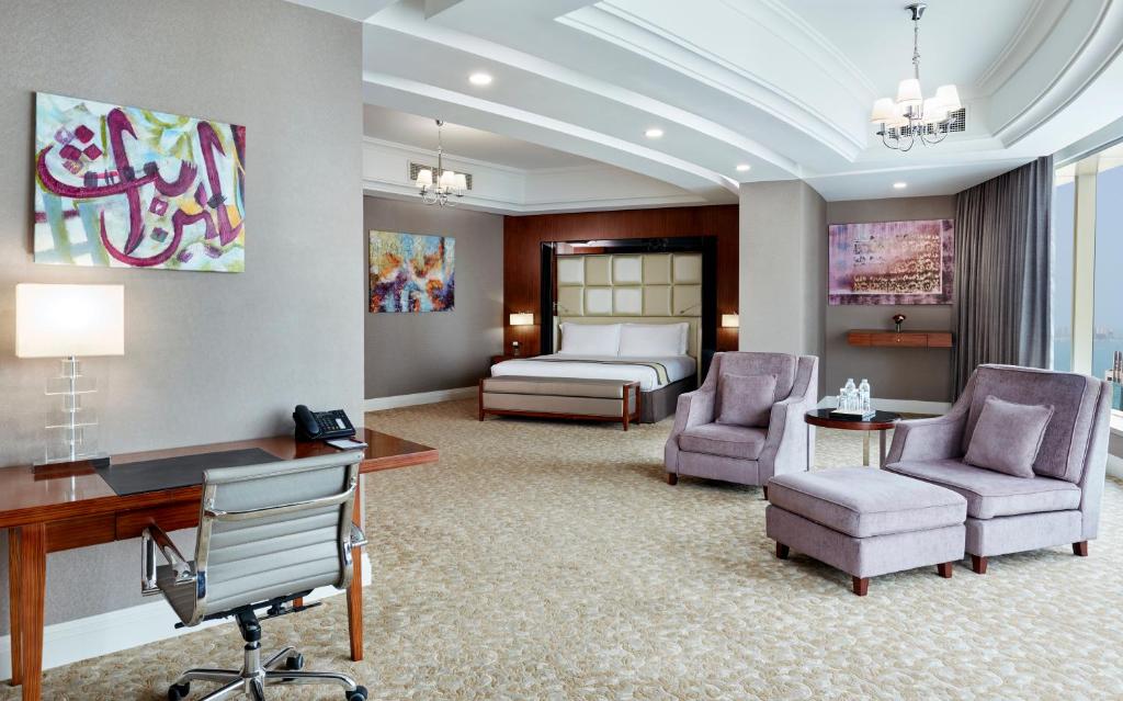 Двухместный (Клубный номер), Crowne Plaza Doha West Bay