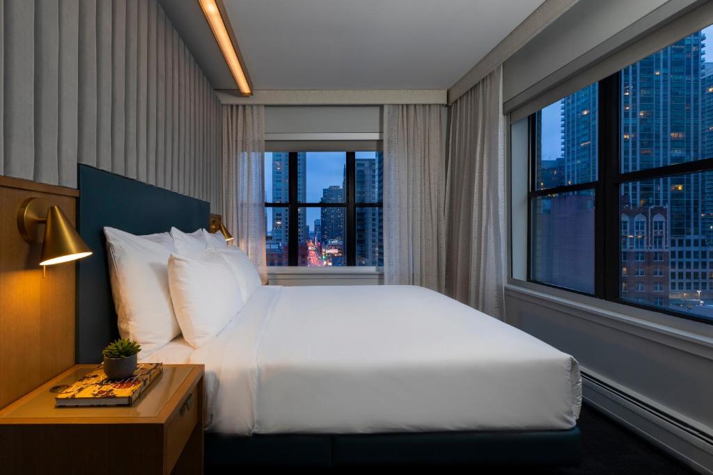 Сьюит (Угловой люкс), 21c Museum Hotel Chicago