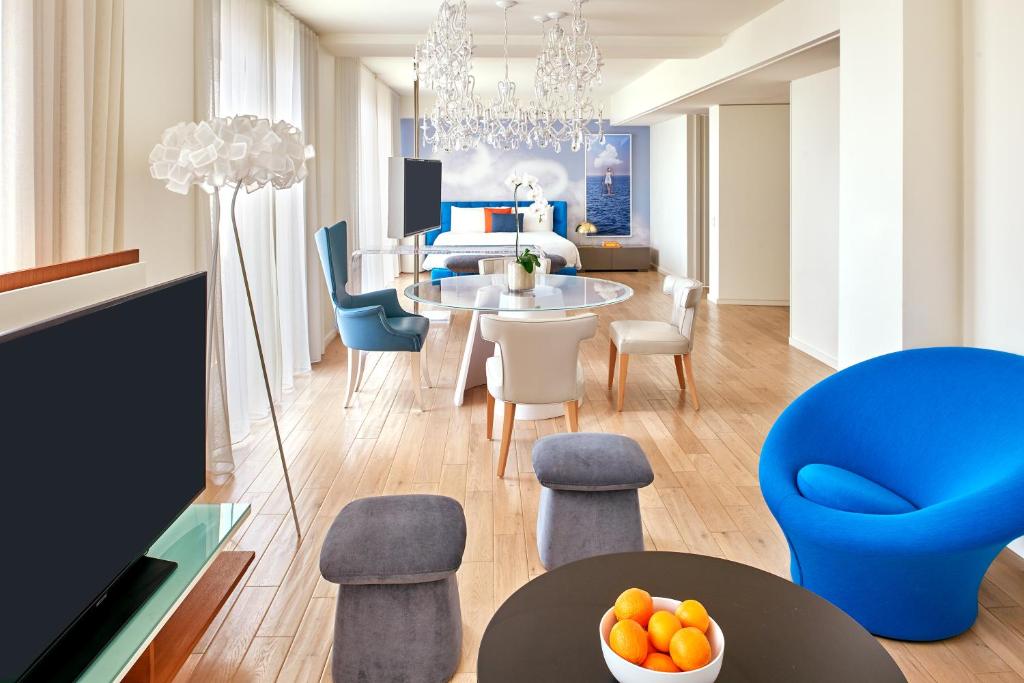 Сьюит (Лофт Skyview), Mondrian Los Angeles in West Hollywood