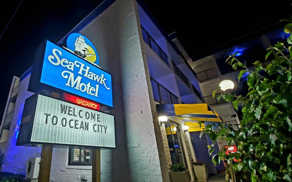 Sea Hawk Motel photo 4