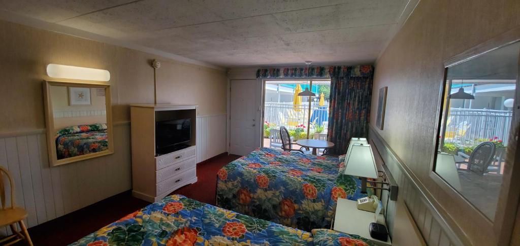 Shangri-La Motel photo 3