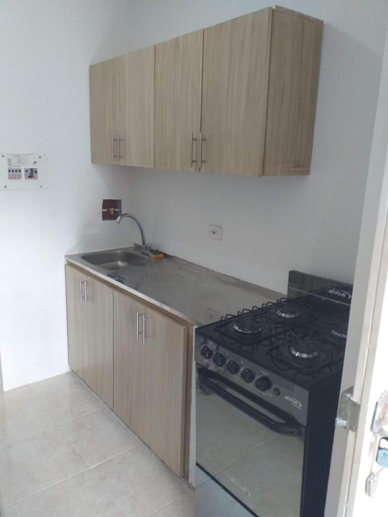 Apartamento con piscina photo 3