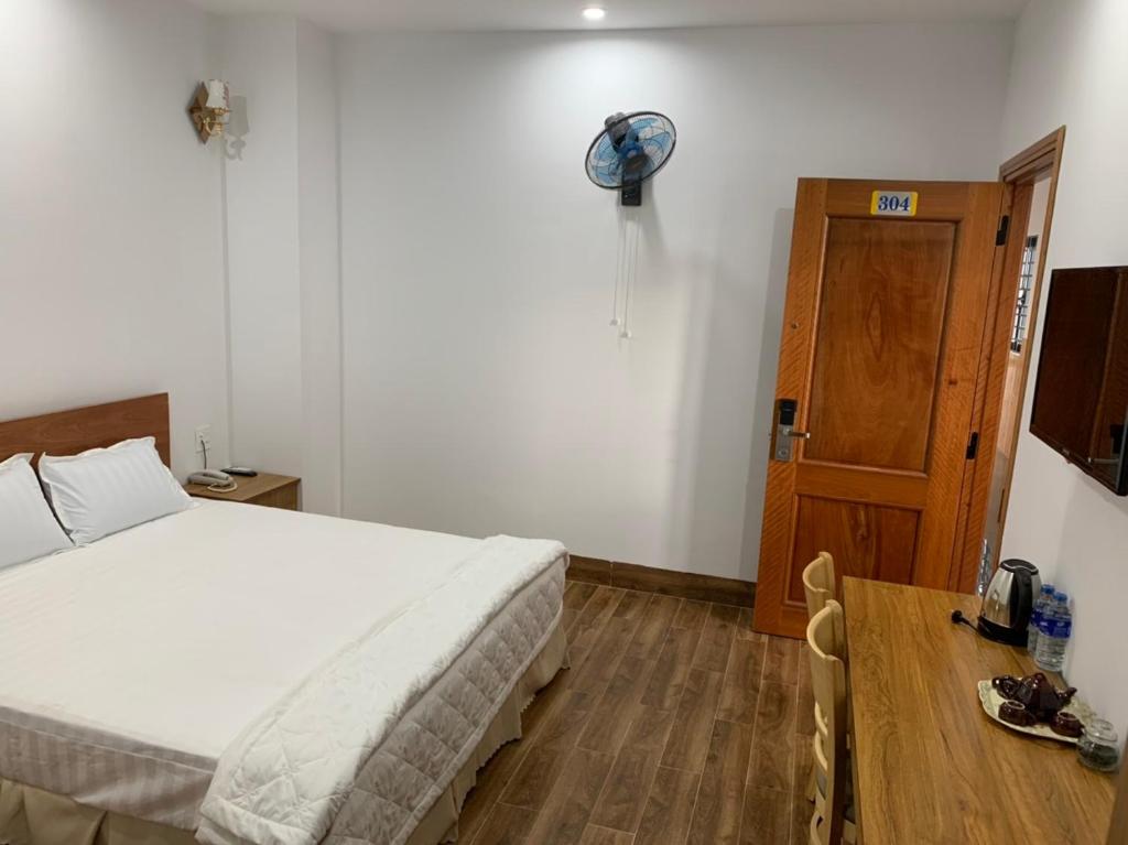Двухместный (Стандартный двухместный номер с 1 кроватью), Hotel Hiệp Thành