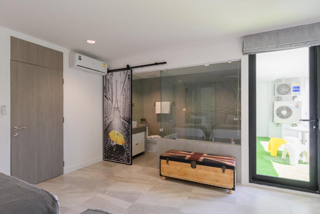 Сьюит (Embassy Suite Six Bedrooms Duplex), Tonson Residence B Boutique