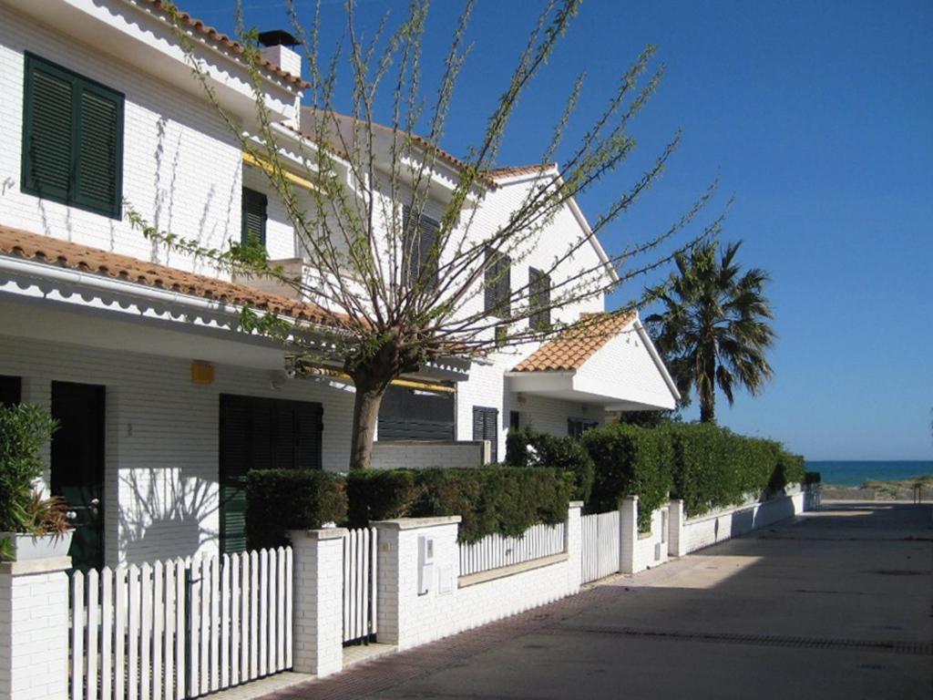 AT048 Gregal photo 2