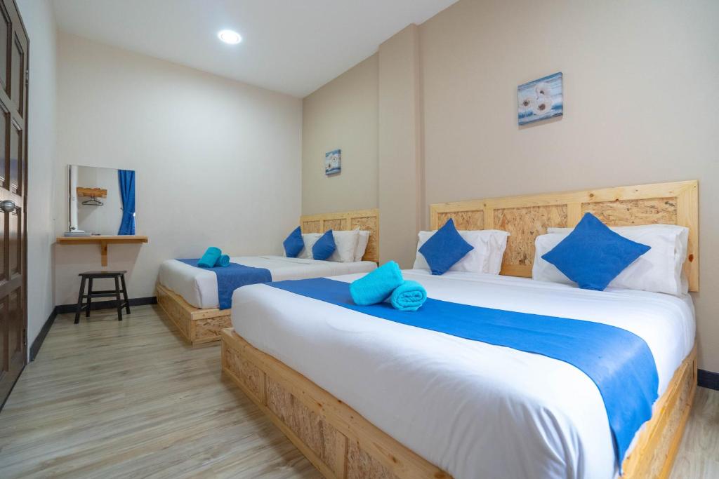 Четырехместный (Семейный номер), Paretto Seaview Hotel