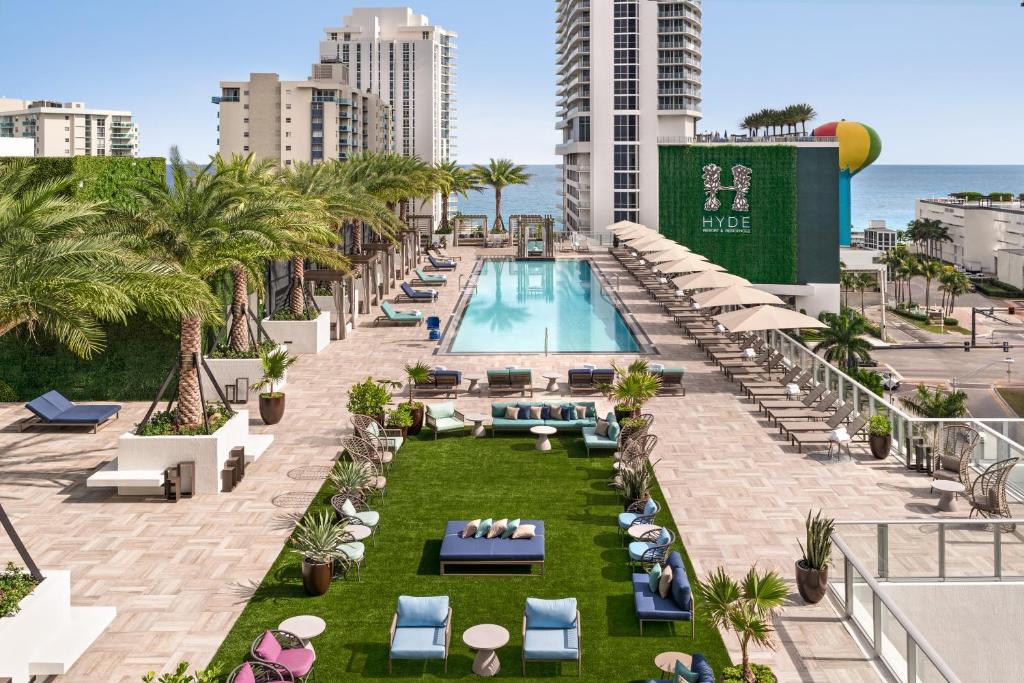 Hyde Beach House image