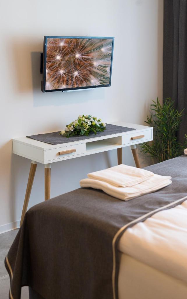 Апартаменты (Апартаменты «Гранд» с душем), Residence Trafick