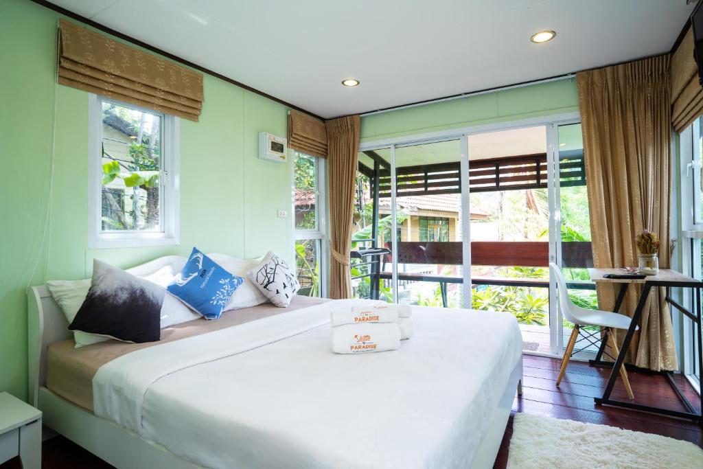 Hill Zone Home Stay by Little Paradise photo 4