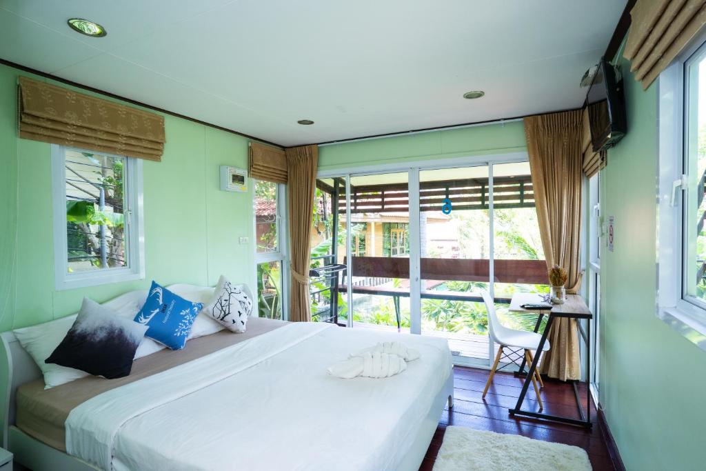 Hill Zone Home Stay by Little Paradise photo 3