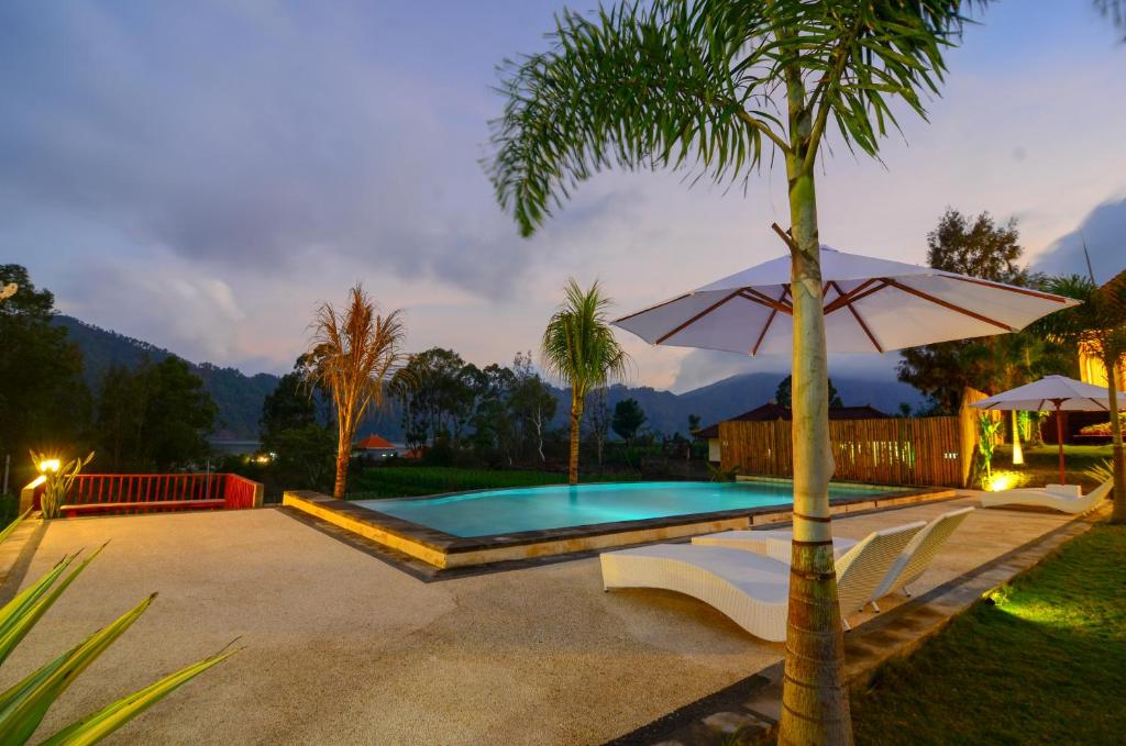 Mount Batur Villa - Tap to explore photos