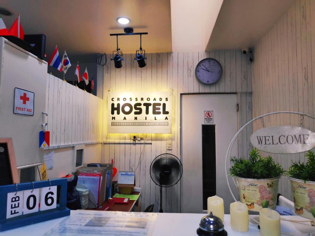 Crossroads Hostel Manila photo 3