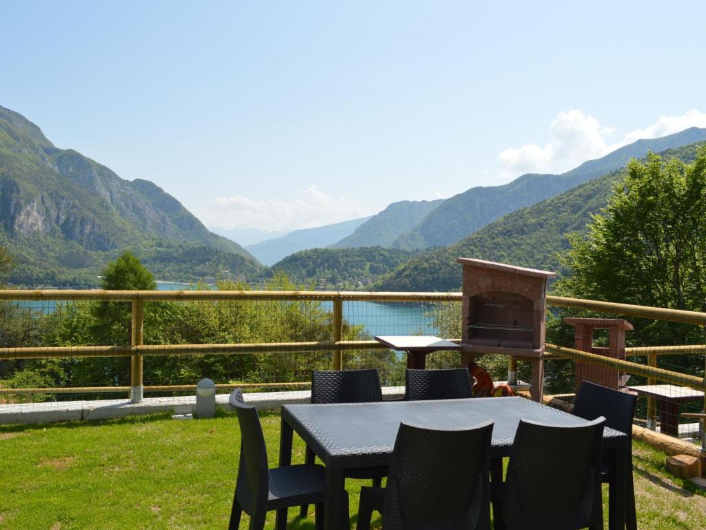 Nice apartment with terrace just steps from the beach photo 2