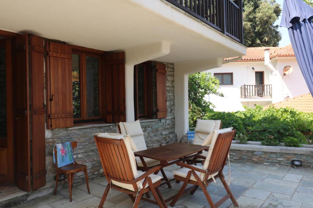 House Smaragdi photo 4