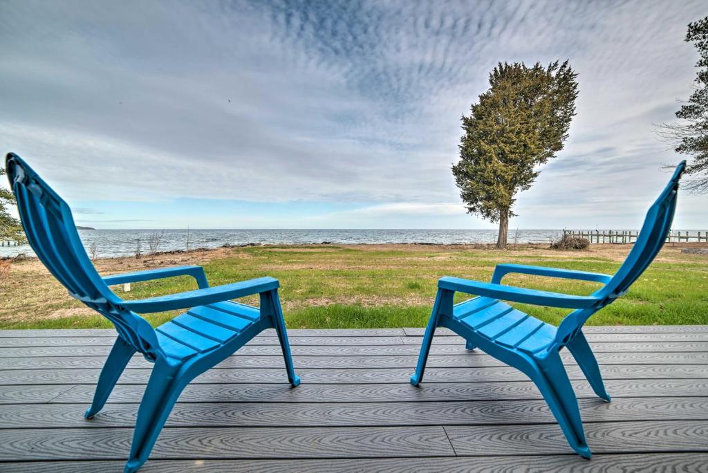 Waterfront Scotland Beach Retreat with Private Beach! photo 1