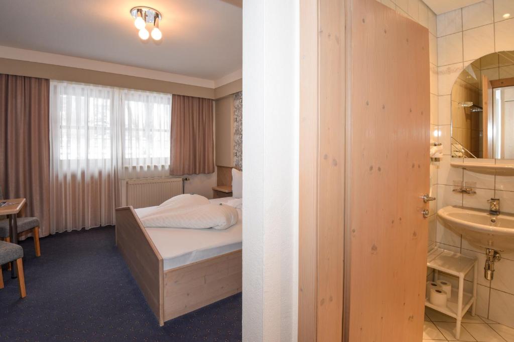Golf & Skipension Krug Room Type - Family Room
