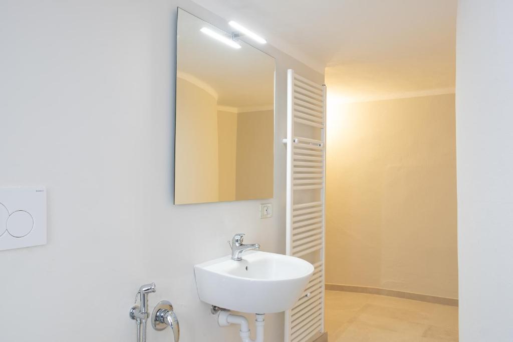 Italianflat - Verona Suite Room Type - Double Room with Private External Bathroom