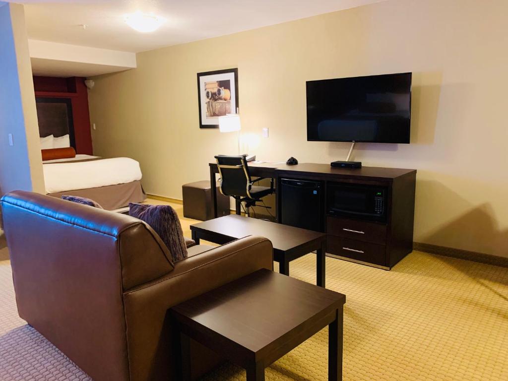 The Kanata Inns Invermere photo 4
