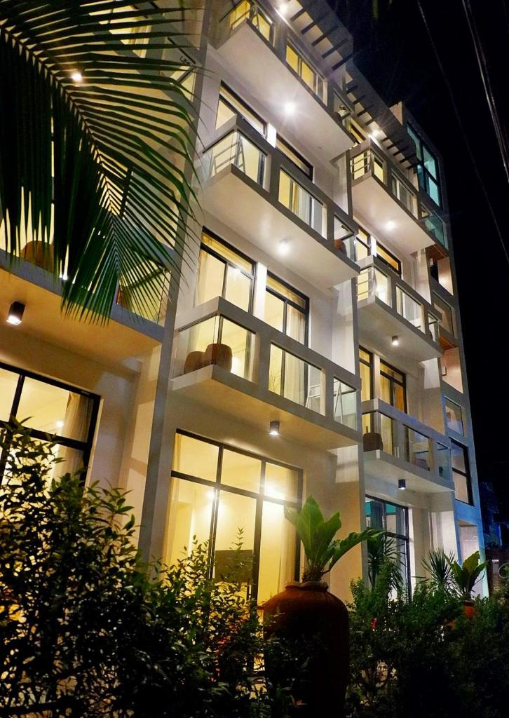 Luxx Boutique Boracay photo 4