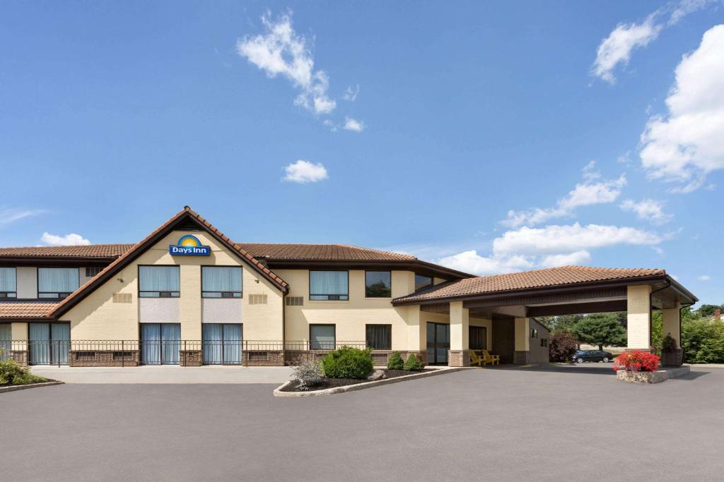 Days Inn by Wyndham Miramichi NB photo 4