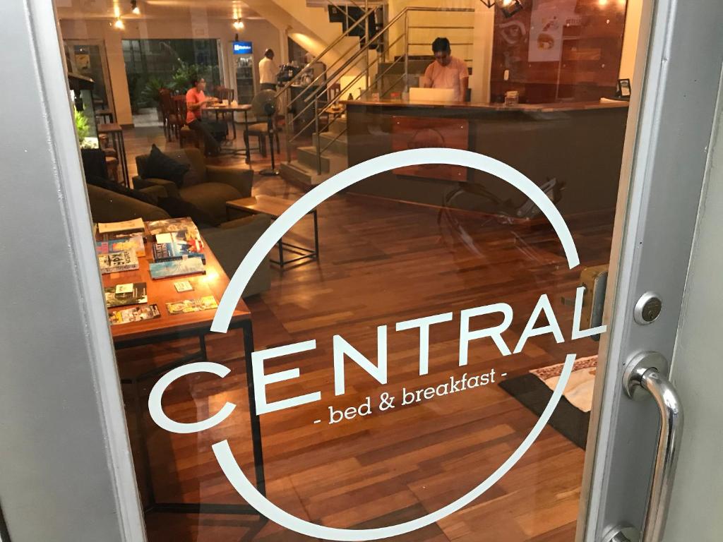 Central Bed & Breakfast photo 1