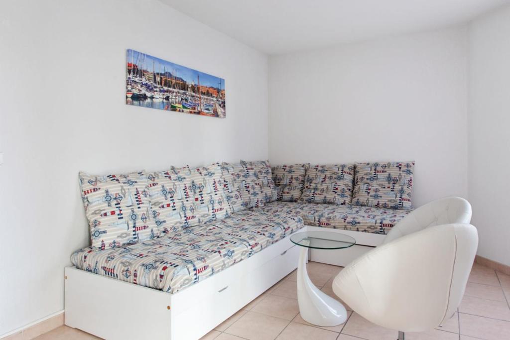 Modern studio with terrace in Nice center 3 min to the beach - Welkeys photo 1