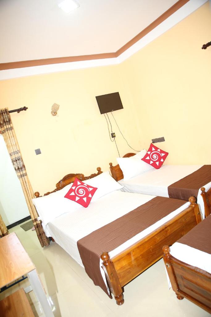 Rathnapala Guest photo 2