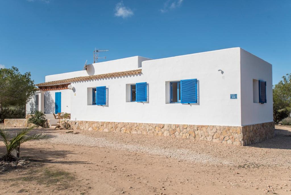 CASA PATRICIA Cala Saona photo 3