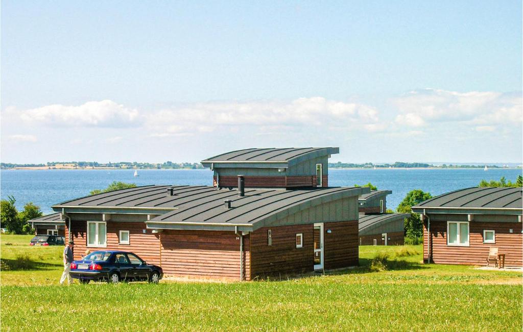 Amazing Home In Faaborg With 4 Bedrooms, Sauna And Wifi photo 2