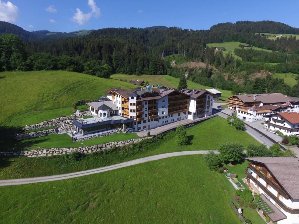 Hotel Bergkristall photo 1
