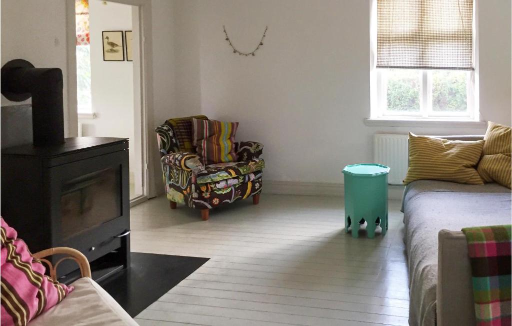 Awesome Home In Abbeks With 4 Bedrooms photo 1