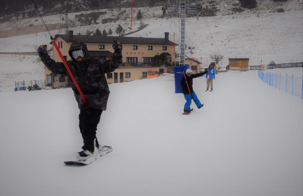 {
  "en-gb": "Hotel Peretol"
} photo 1