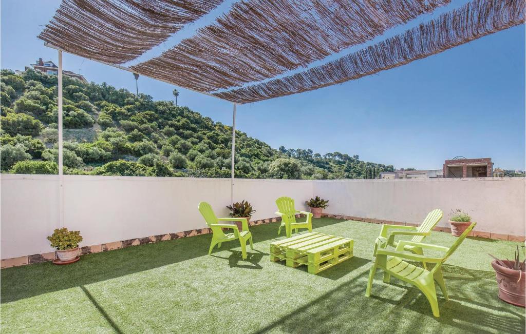 Nice Home In Gelves With 3 Bedrooms And Wifi photo 3