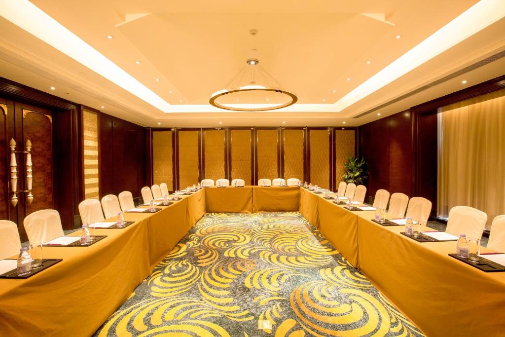 Crowne Plaza Guangzhou Zengcheng, an IHG Hotel photo 3