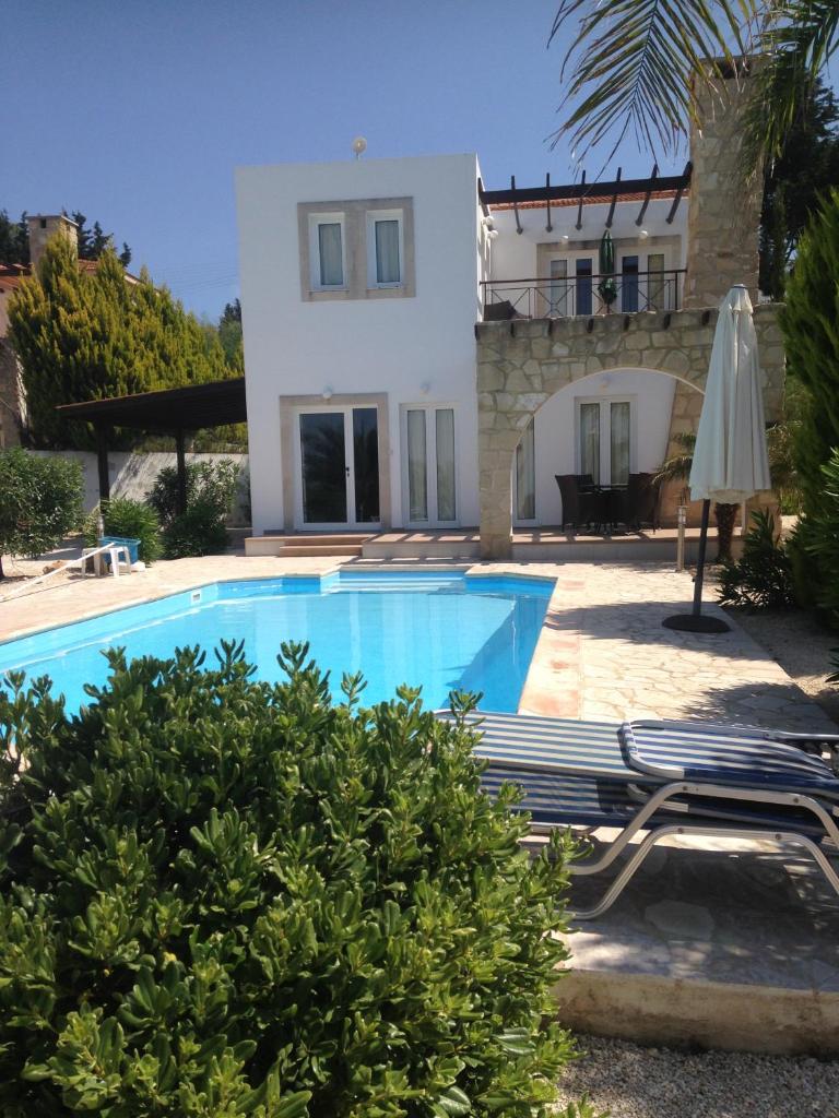Drouseia Villa photo 1