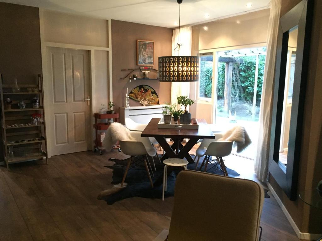Rumah kita, bungalow met 2 slaapkamers in het mooie Drenthe photo 3