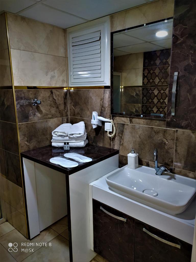Aydın Kent Suit photo 4