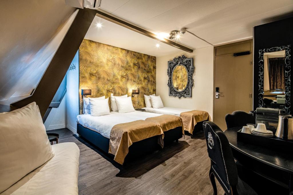 Четырехместный (Четырехместный номер), Hotel Sint Nicolaas